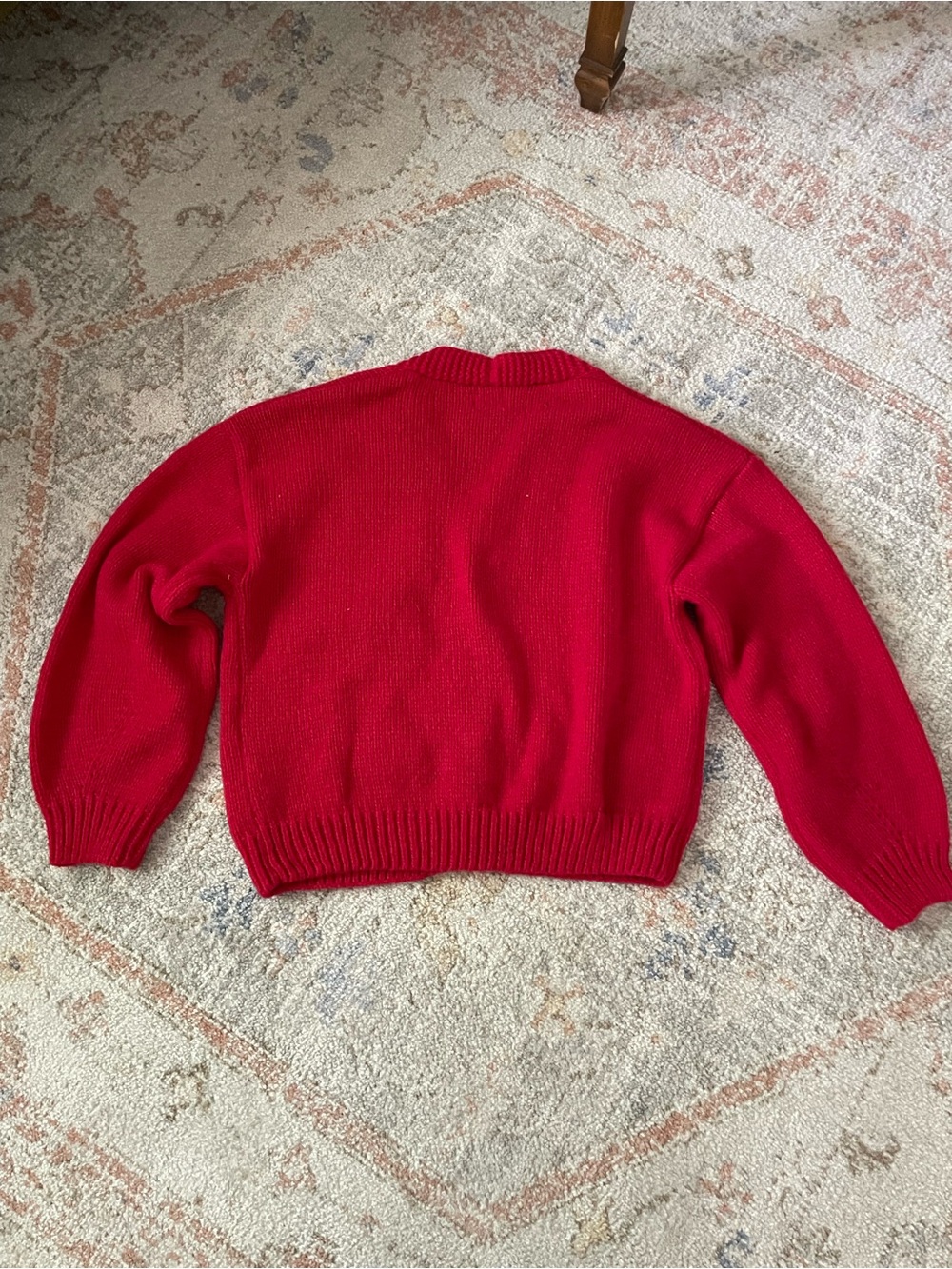 Coquette Dream: Red Knit Button-Up Cardigan with Ivory Bow Accents Size L - Picture 5 of 6